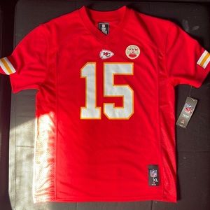 Patrick Mahomes Jersey ❤️💛🏈